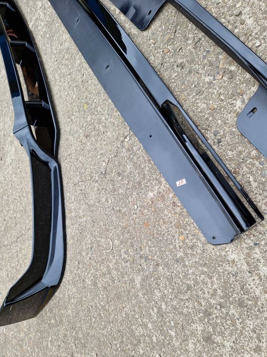 Аеро кит ( комплект дооснащения ) ( M-Performance ) V1 на BMW X6 G06 2019-2022 года.