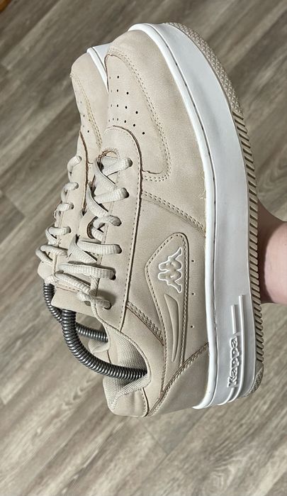 Kappa кросівки.