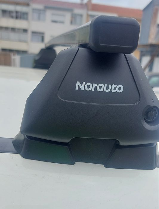 Barras de tejadilho da Norauto de aço completamente novas
