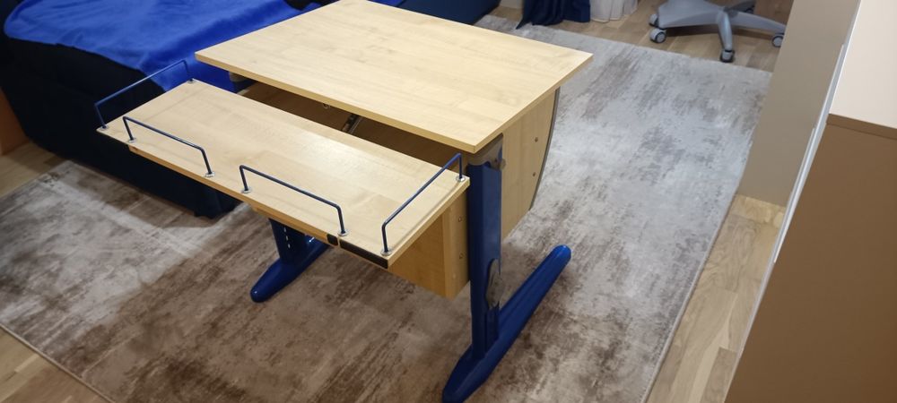 Парта - стіл трансформер