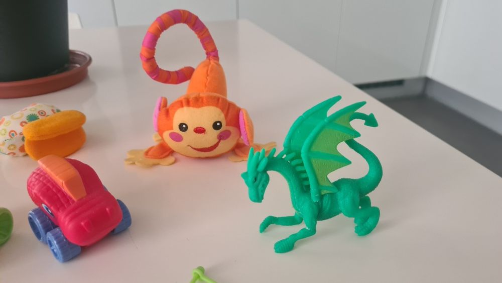 Conjunto de 12 pequenos brinquedos para crianças dos 0 aos 4 Anos