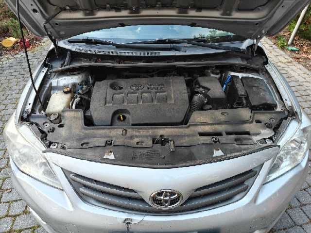 Toyota Corolla 1.6 2012r. 254 tys km