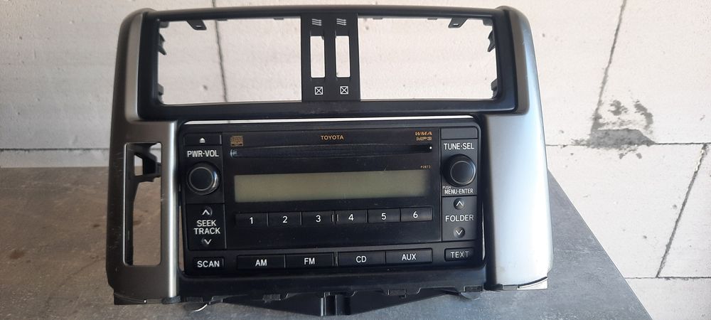 Продам магнитолу Тойота