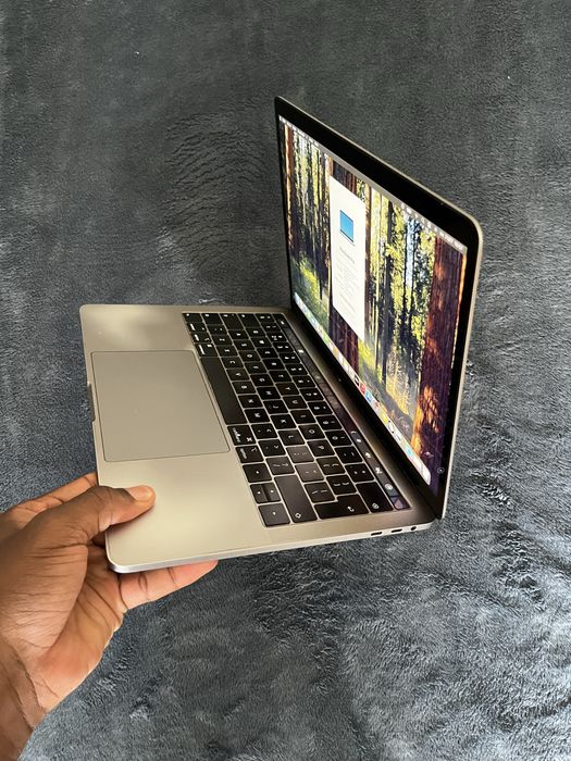 Macbook Pro 13 2018