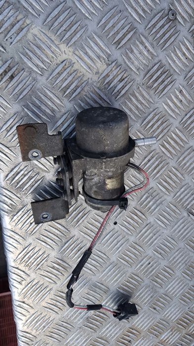 Mercedes W163 Pompa próżniowa Vacum