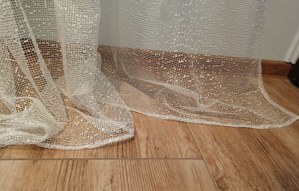 Firanki do salonu – używane | 2 sztuki | na przelotkach | 200 × 242 cm