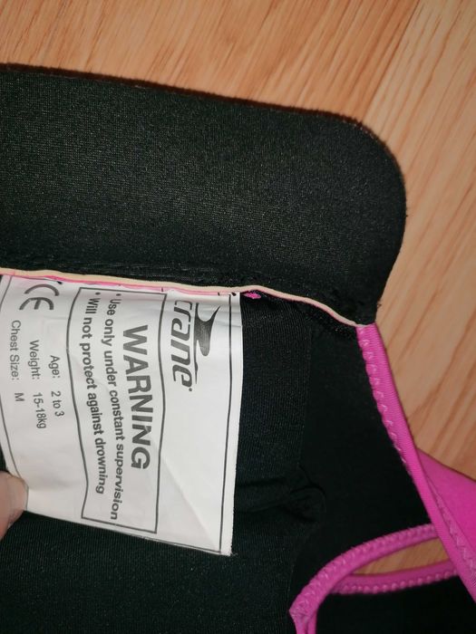 CRANE kamizelka ratunkowa kapok + ARENA kostium kąpielowy