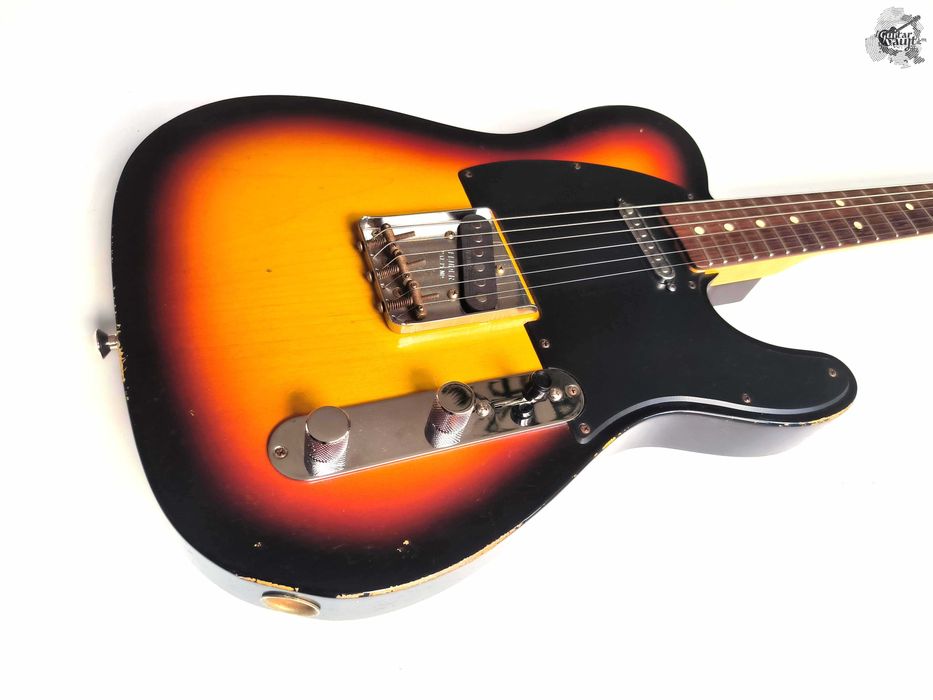 Fender® Custom Shop Limited Edition '63 Telecaster® Time Machine Relic '2014 Sunburst