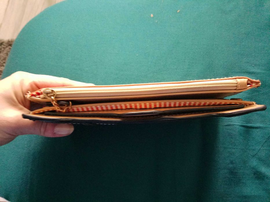 Portfel skóra eko sygnowany Love's wizerunek piesków