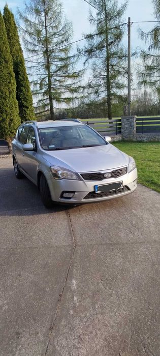 Samochód KIA CEE'D 2012