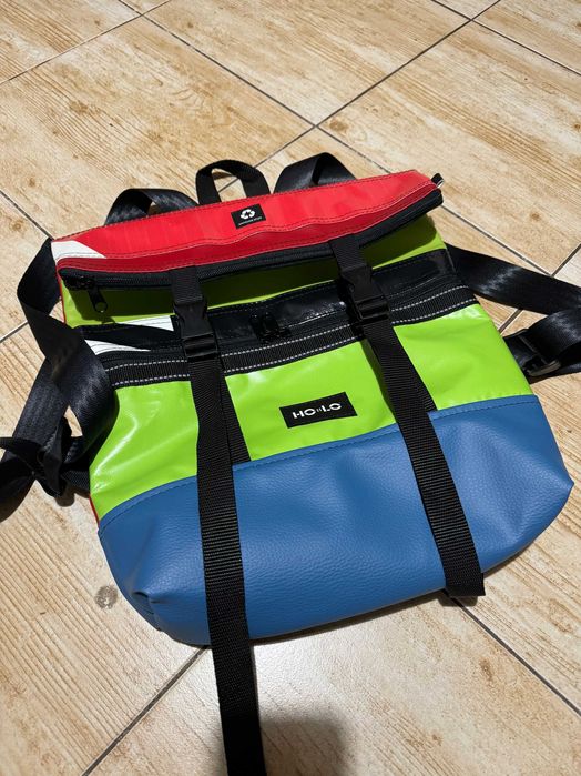 Kolorowy plecak z upcyklingu ho-lo