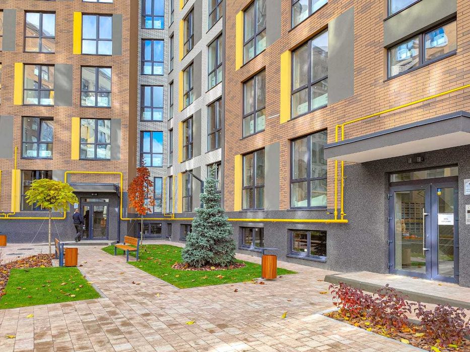 Готове Велике Приміщення  вільного призначеня  83.7м2.