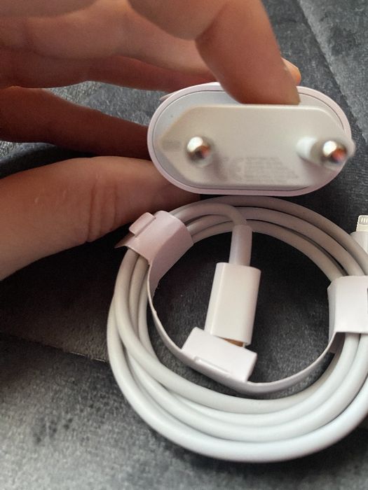 Швидкий зарядний комплект (20W) для iPhone