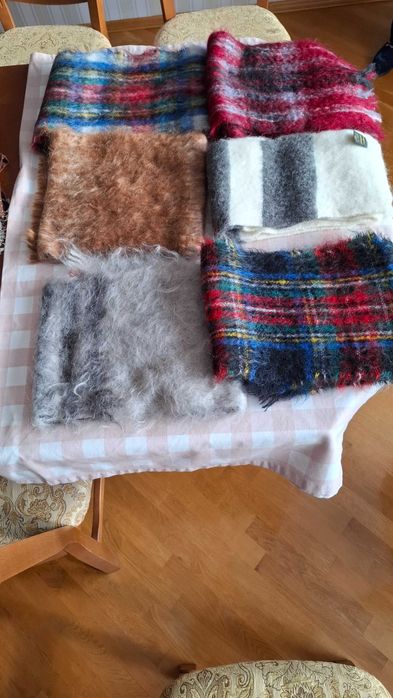 Чоловічі і жіночий мохерові шарфи