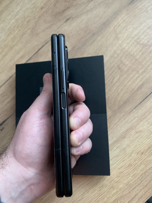 Samsung Galaxy Z Fold 3 5G