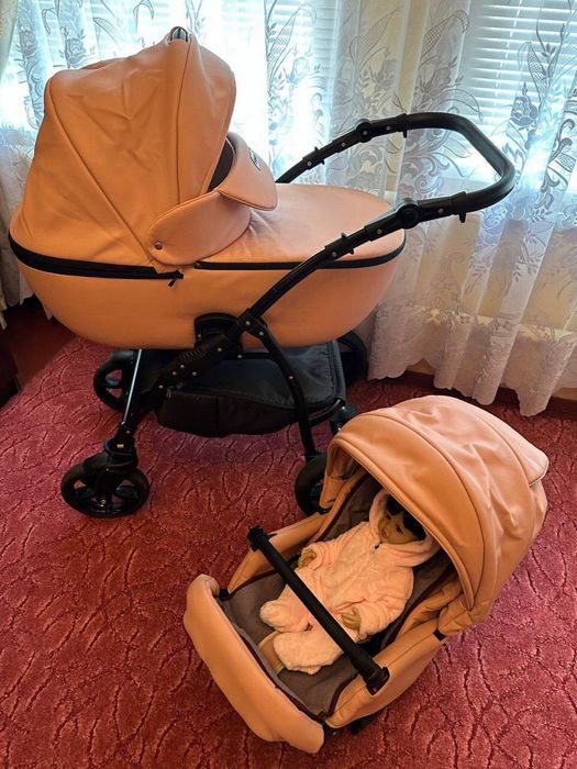 Продам дитячу коляску