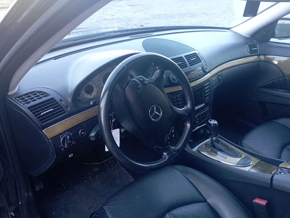 Mercedes Benz W211 E220 Break 2007 para Peças