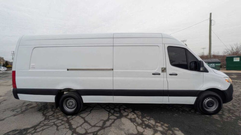 Mercedes-Benz Sprinter      2019