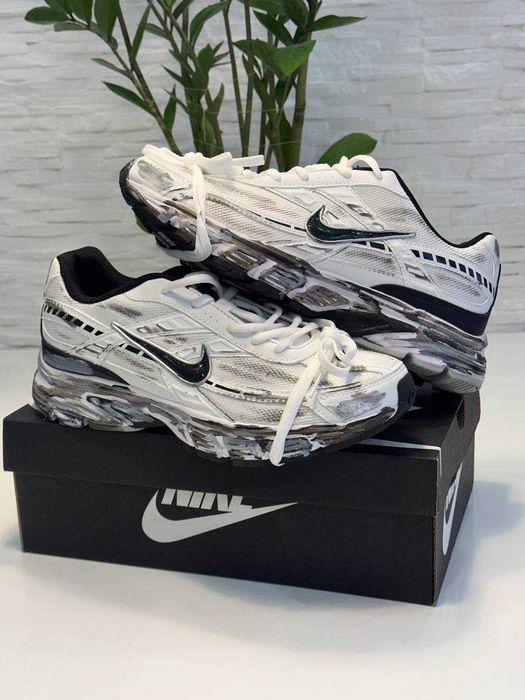 Кросівки Nike Initiator Custom White Black | кроси Найк Інітіатор Кастом білого кольору текстиль
