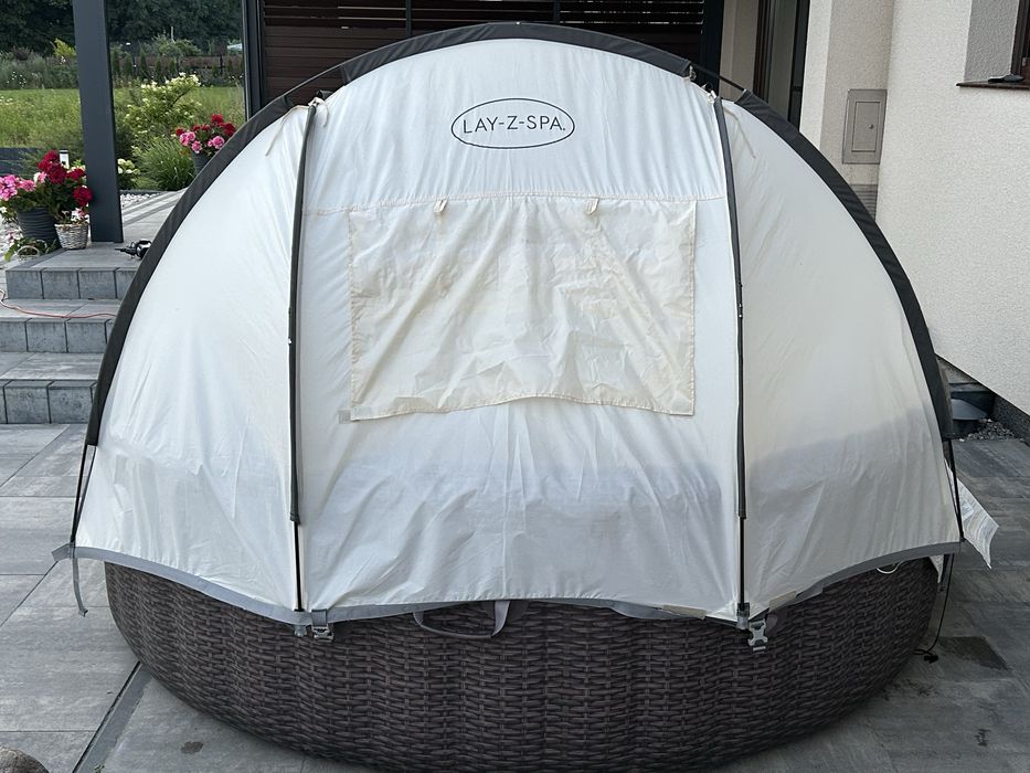 Jacuzzi BESTWAY Lay-Z-Spa St.Mortz