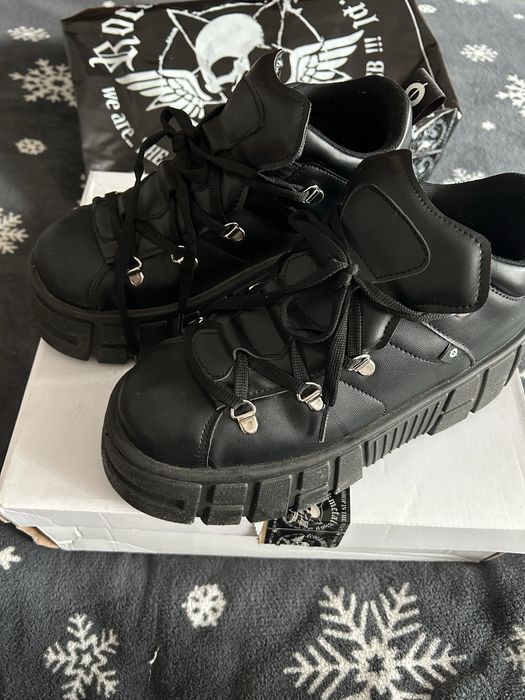 Buty alternative altercore