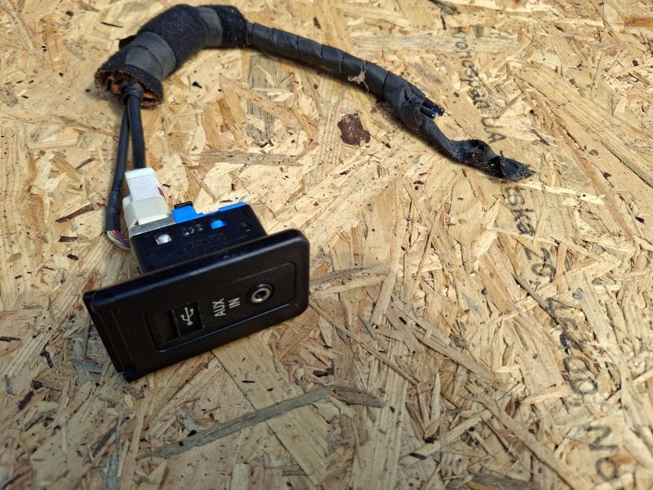 Złącze Aux USB BMW E60 E90 E97 itp