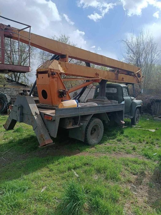 автовишка ГАЗ-53 АГП-18 автопідйомник автовежа
