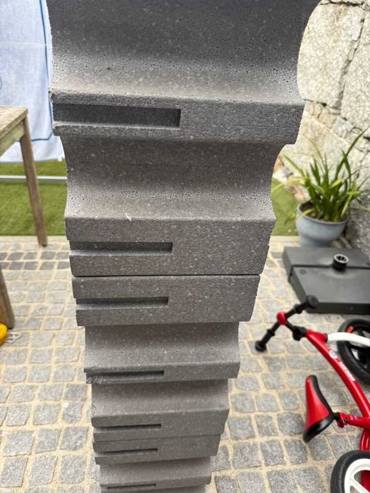 Stackable Wine Rack Made of Polystyrene – Holds 90 Bottles, 6×15 Configuration64552762469633121