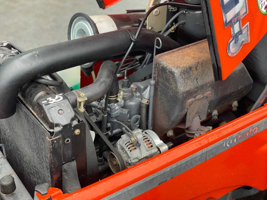 Японський Трактор Kubota GT-3 Команія ВЕСТ