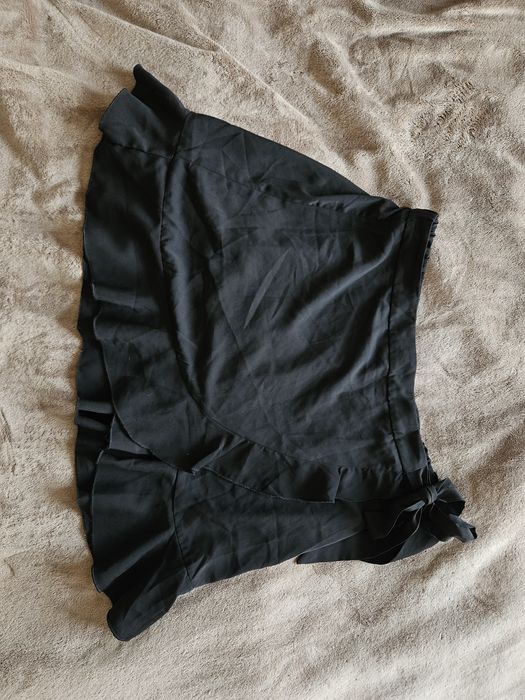 Spódnica czarna rozm L