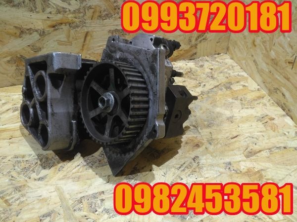 Топливний насос высокого давления ТНВД Рено Трафик Опель Виваро 1,9