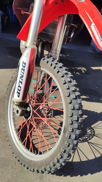 Продам двотактний кросовий мотоцикл Honda CR250R