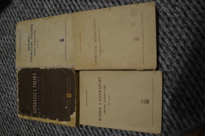 4 książki z literatury polskiej
