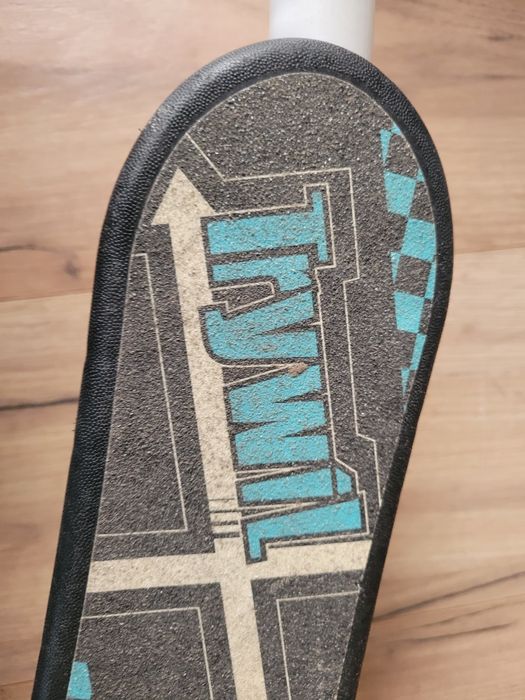 Hulajnoga trójkołowa Trywil decathlon