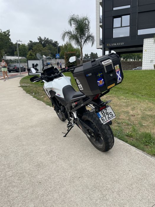 Honda NX 500 cheia de extras— Só 3.000 km | 1 dono | Garantia Honda