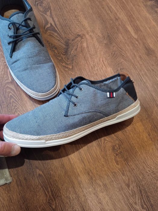 Продам чоловічі кеди бренду River Island