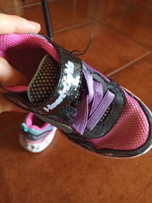 Sapatilhas Sketchers - tam 23