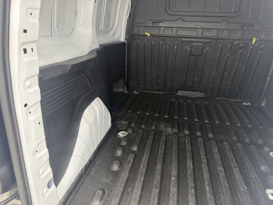 Toyota Proace City 1.5 hdi Exclusive Nacional Iva no preço