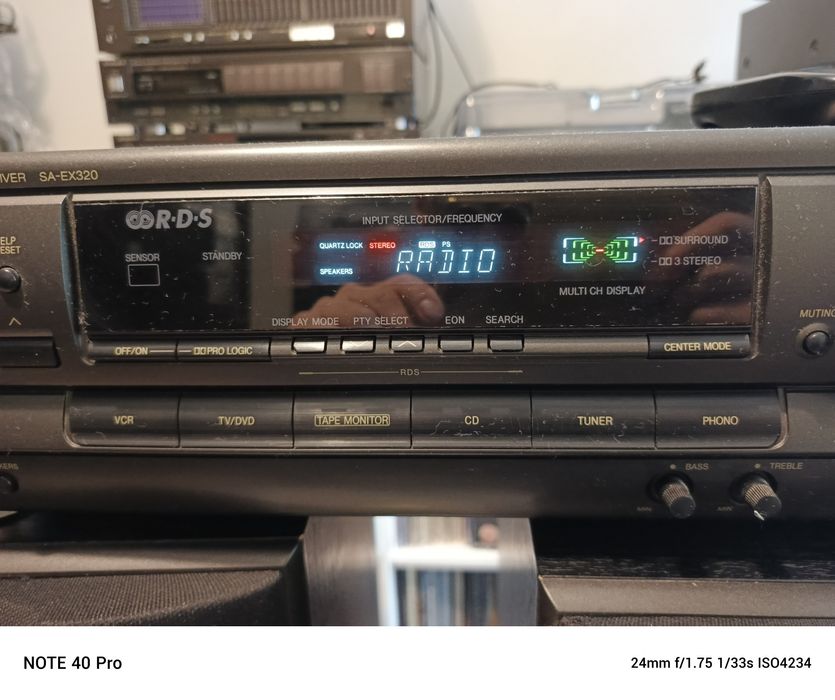 Technics amplituner.