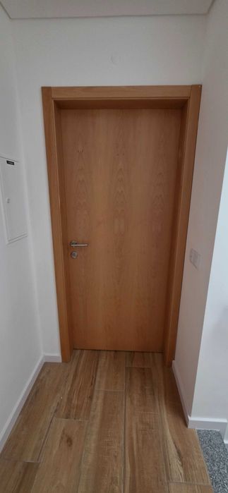 T2 amplo com Suíte em Anadia:  700€/mês!