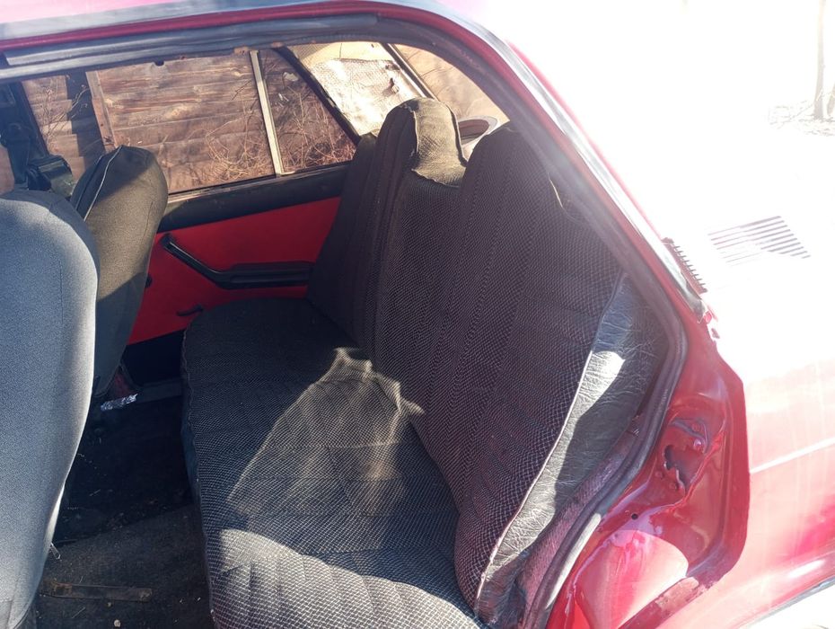 Срочно продаю ВАЗ 21053на хаду звоните+380988224745