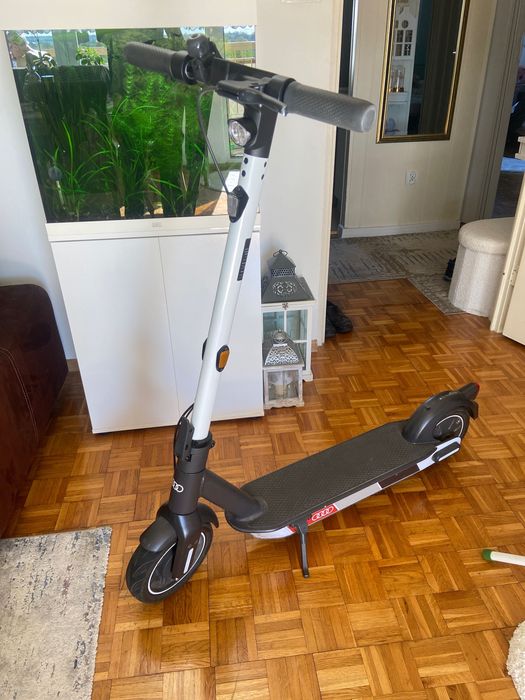Elektryczna hulajnoga Audi
