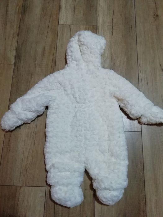 Kombinezon lekko ocieplany wiosenny J.Lewis (UK) 50-56cm 0-3mies.