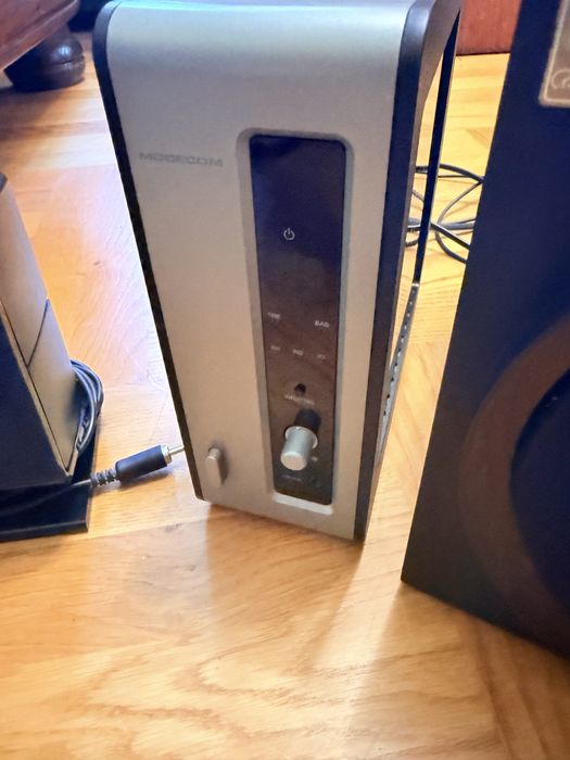 Głośniki Modecom MC-2050 2.1 – komplet z pilotem