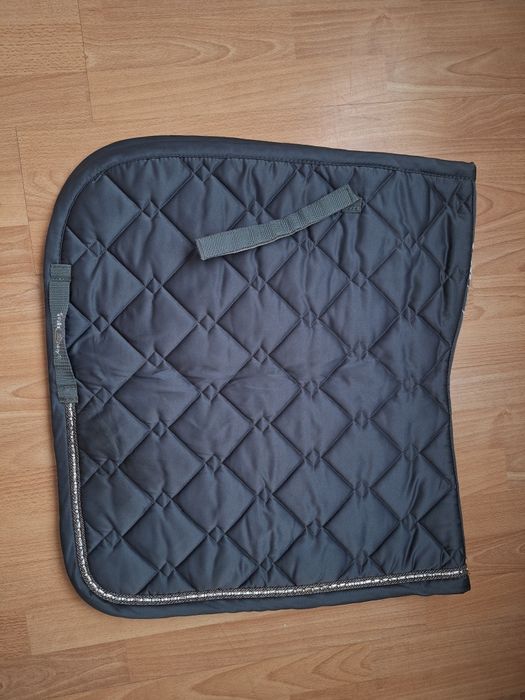 Czaprak ujeżdżeniowy