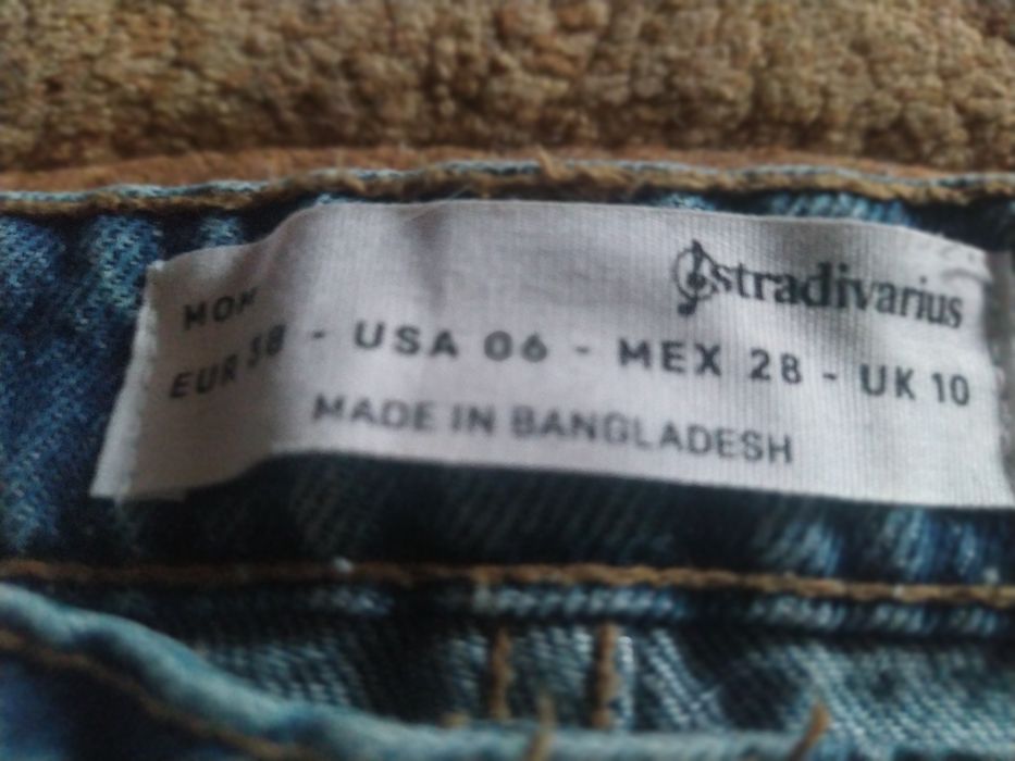 Jeansy Mom Stradivarius rozm 38