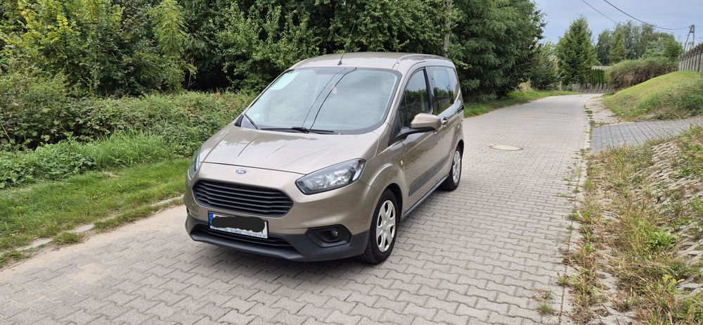 Ford Courier