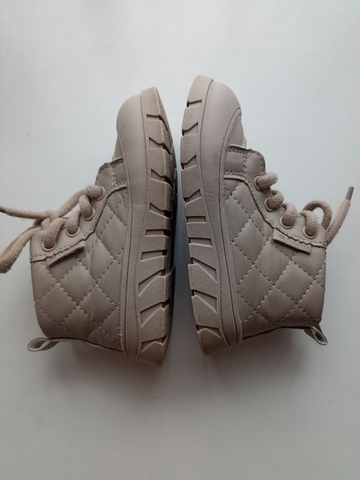 Ботінки дитячі 24 розмір, чобітки осінні, красовки демісезонні, обувь