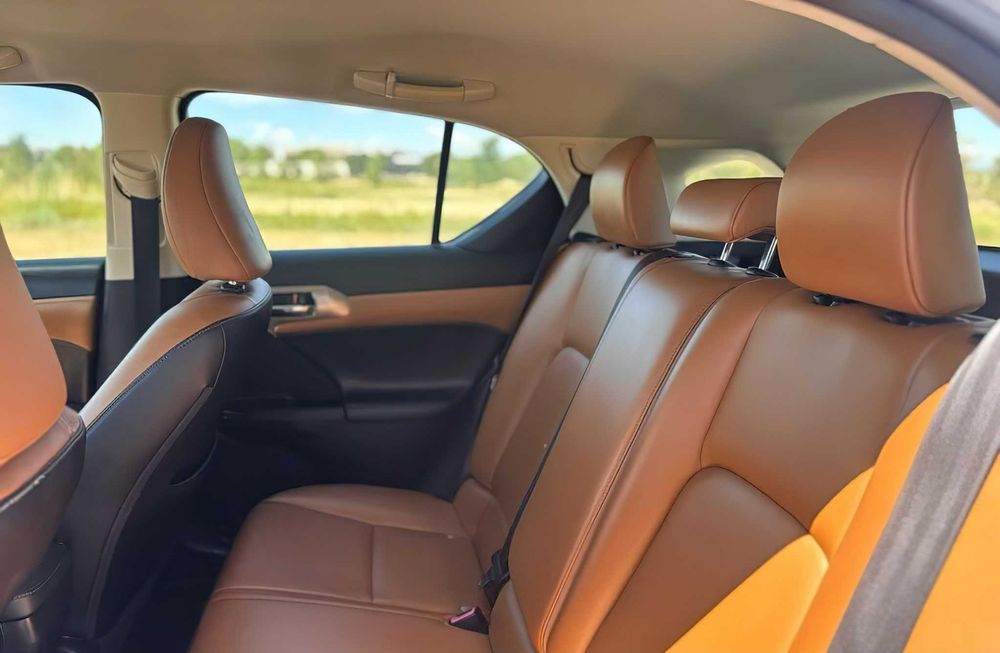 Lexus CT 200h      2017