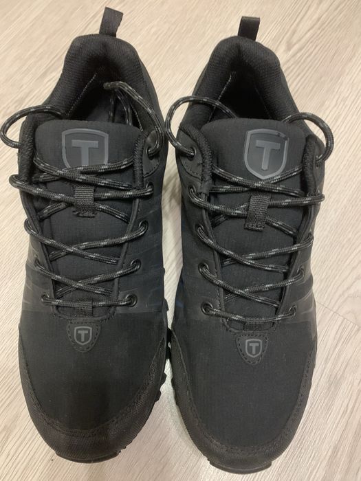Кросівки трекінгові Tenson® NPC (43р 27см)Made in Swiss,мембрана,стан